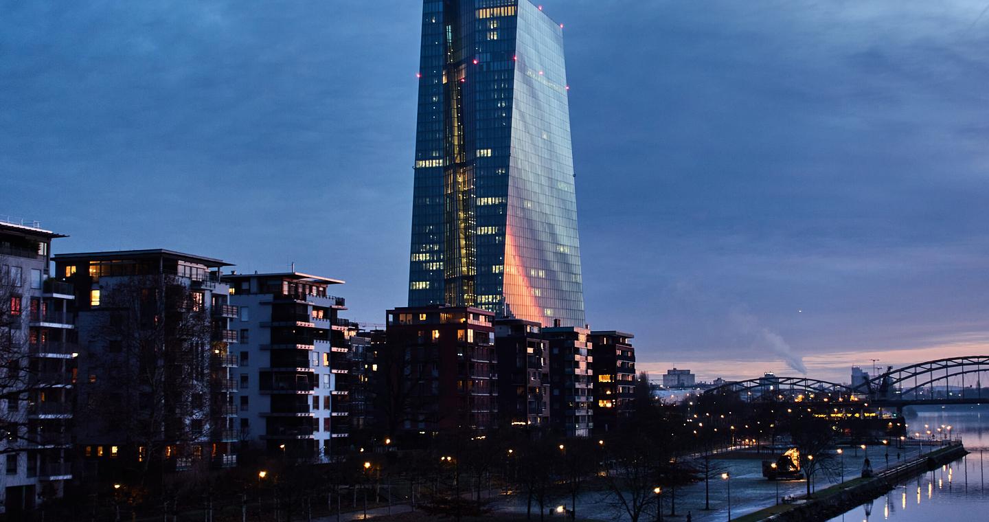 Η ΕΚΤ διατήρησε στάθερα τα επιτόκια για τέταρτη σερί συνεδρίαση