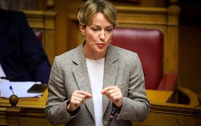 Νέα μέτρα στήριξης: Τι ετοιμάζει η κυβέρνηση για τη μεσαία τάξη