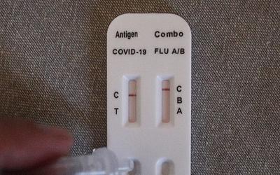 ΕΟΔΥ: Έξι θάνατοι από κορωνοϊό, αυξημένη η γρίπη – Τα νέα δεδομένα