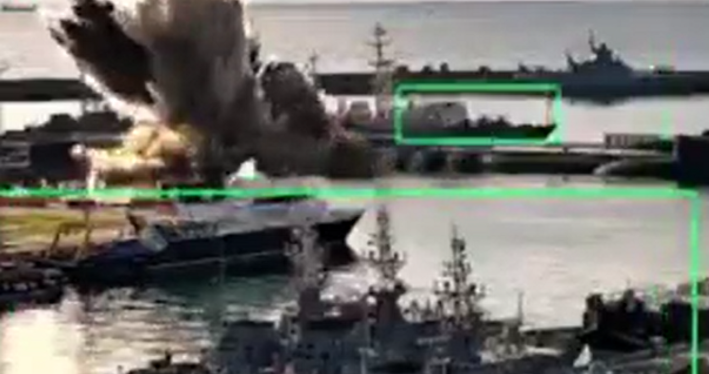 Η Ουκρανία χτύπησε ρωσικό υποβρύχιο στο Νοβοροσίσκ - Δείτε βίντεο