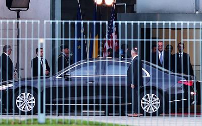 Ζελένσκι: «Συμβιβασμός» για το ΝΑΤΟ υπό την πίεση Τραμπ – Τι αλλάζει