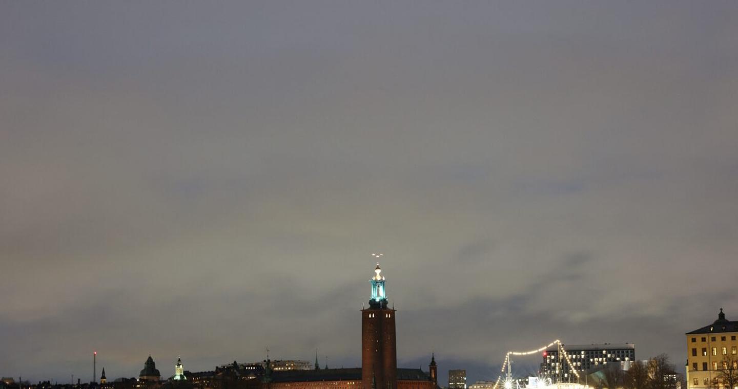 Βυθίστηκε στο σκοτάδι η Στοκχόλμη: Για μόλις 30 λεπτά έχει εμφανιστεί ο ήλιος τις πρώτες 15 μέρες του Δεκέμβρη