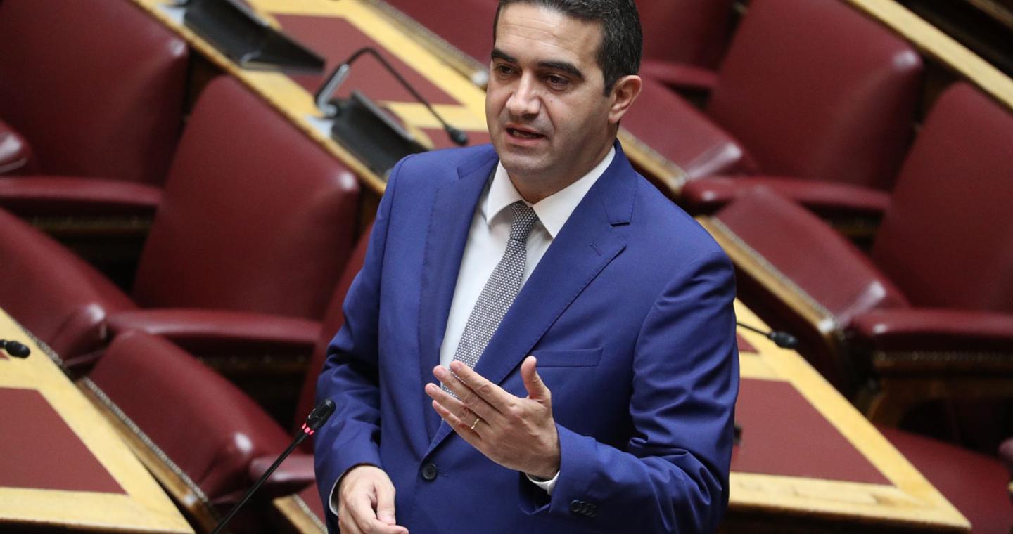 Κατρίνης: Ο μικρός μου γιος οδηγούσε χωρίς δίπλωμα - Αδικαιολόγητη και παράνομη πράξη