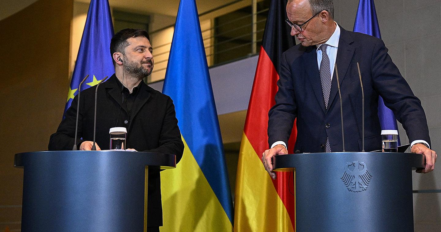 Μερτς: Καταστροφικό αν δεν αξιοποιηθούν τα παγωμένα ρωσικά κεφάλαια υπέρ της Ουκρανίας