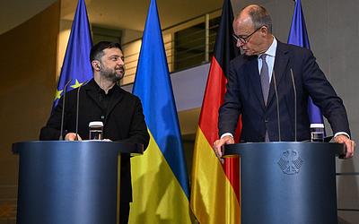 Μέρκελ: «Μαζική ζημιά» στην ΕΕ αν δεν αξιοποιηθούν τα ρωσικά κεφάλαια