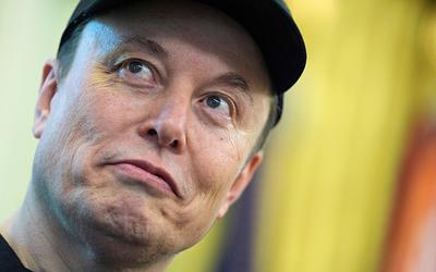Ίλον Μασκ: Πρώτος άνθρωπος με 600 δισ. περιουσία – Οδεύει προς το τρις;