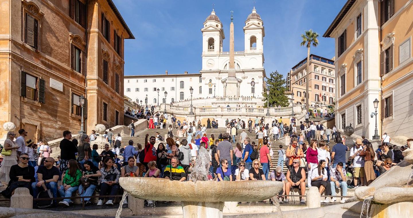 Άνοδος 20% στα ταξίδια των Ελλήνων στο εξωτερικό στο 9μηνο του 2025 -Ποιοι ήταν οι top προορισμοί