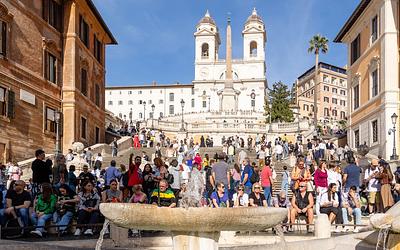 Έλληνες τουρίστες: Έκρηξη ταξιδιών στο εξωτερικό – Πού πήγαν και πόσα ξόδεψαν;