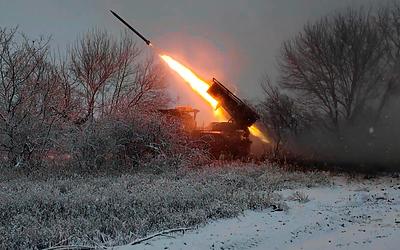 Οδησσός: Ρωσικές επιθέσεις καίνε λιμάνια, εκτροχιάζουν τις εξαγωγές ηλιελαίου