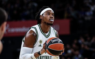 Επιστροφή Χολμς: Στην αποστολή του Παναθηναϊκού για το ματς με τον Ηρακλή!