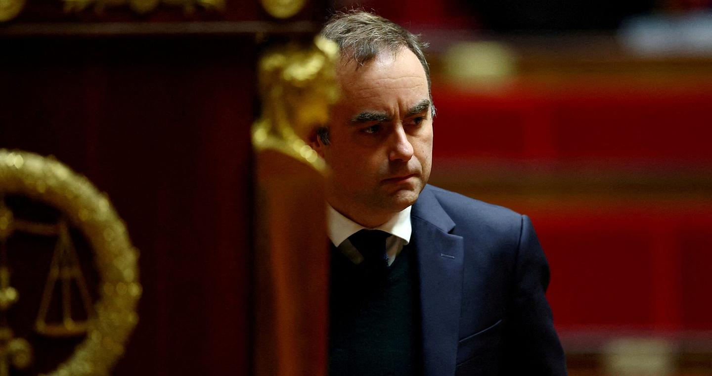 Γαλλία: Σε αναζήτηση (ανέφικτου) συμβιβασμού για τον προϋπολογισμό