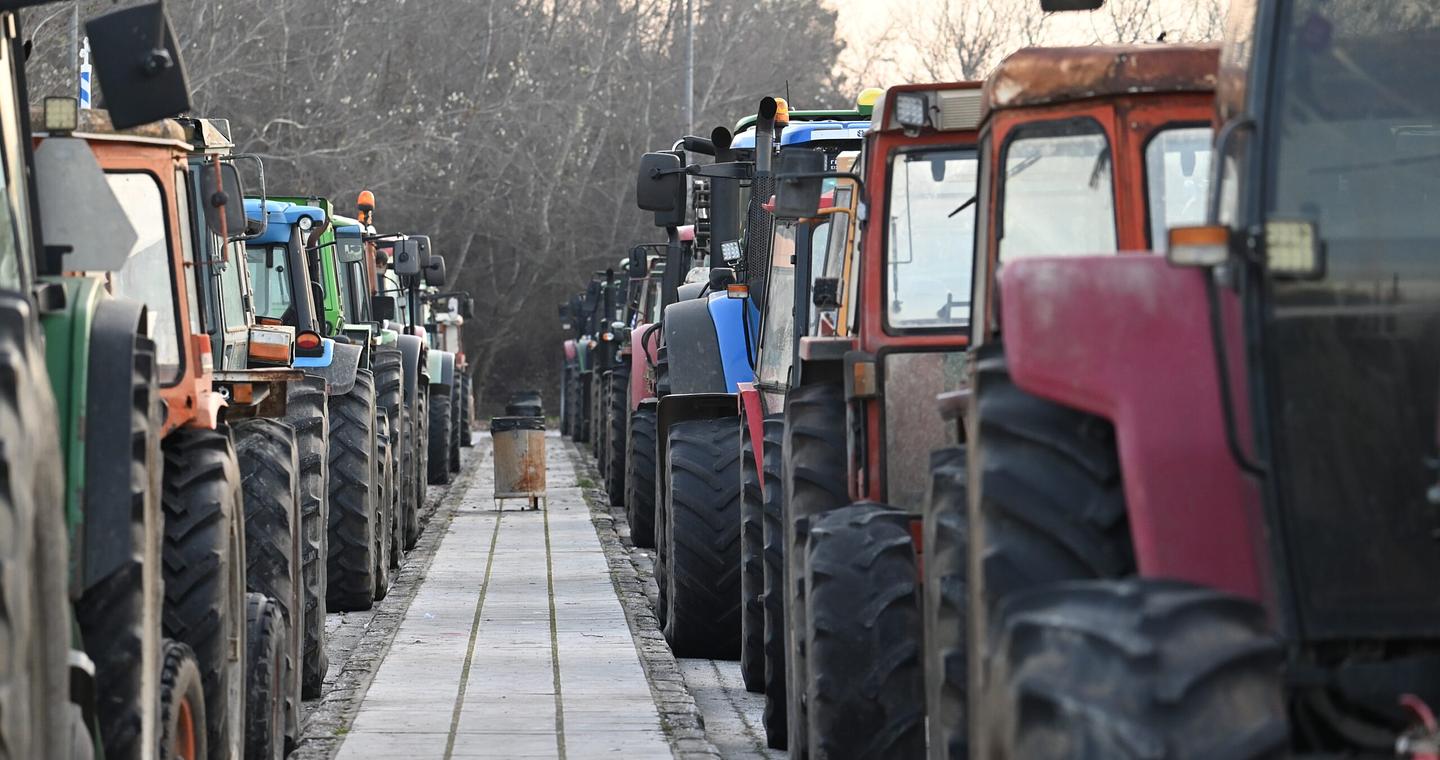 Αγροτικές κινητοποιήσεις – Οι αποφάσεις για τα μπλόκα την εβδομάδα των Χριστουγέννων
