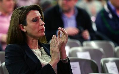 Κασιμάτη εκτός γραμμής ΣΥΡΙΖΑ: Υμνεί τη φρεγάτα "Κίμων"