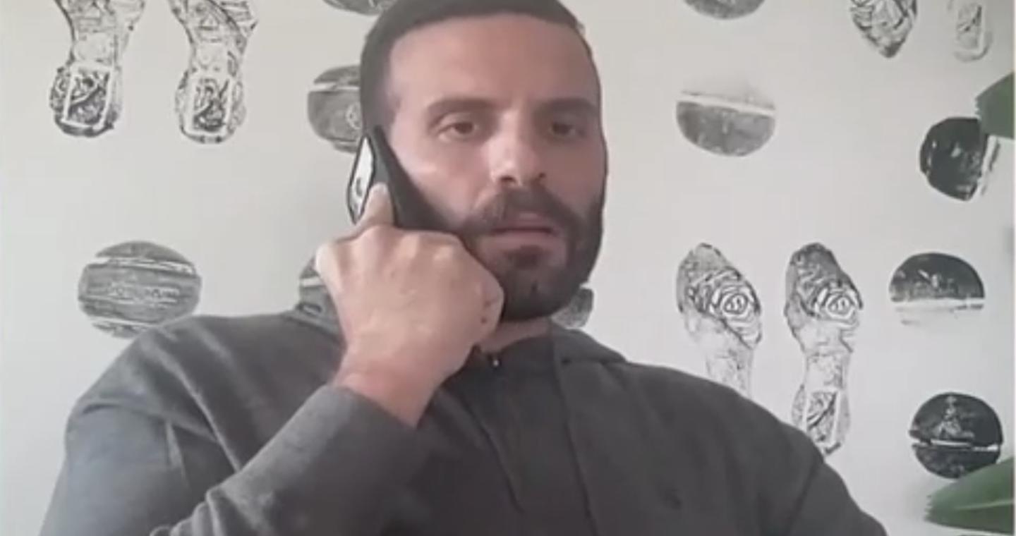 Νίκος Παππάς: Σήκωσα χέρι, αλλά δεν τον γρονθοκόπησα – Είδατε να έχει σημάδι;