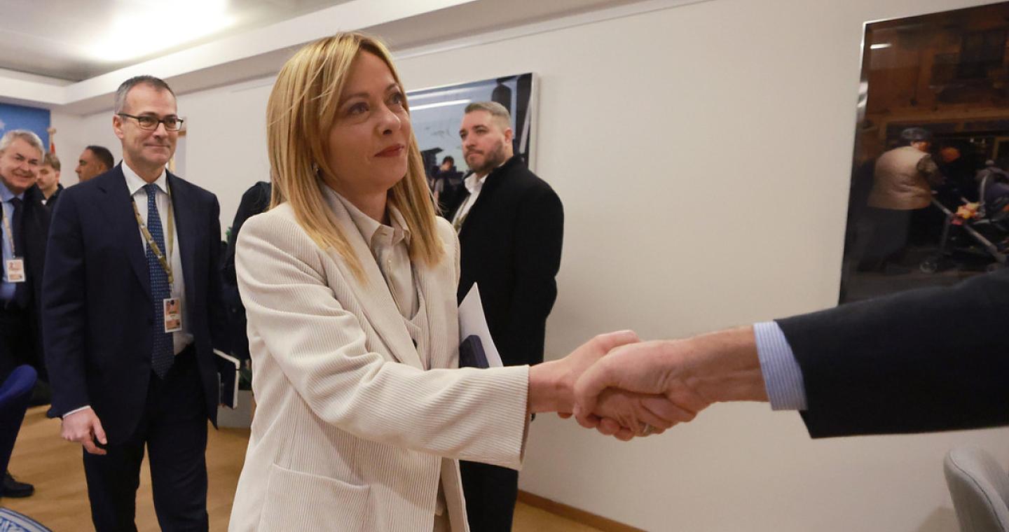 Βρυξέλλες: Πώς έπεσε στο κενό το σχέδιο για τα ρωσικά assets – Η Μελόνι εξανάγκασε τον Μερτς σε «ευρωμόλογο»