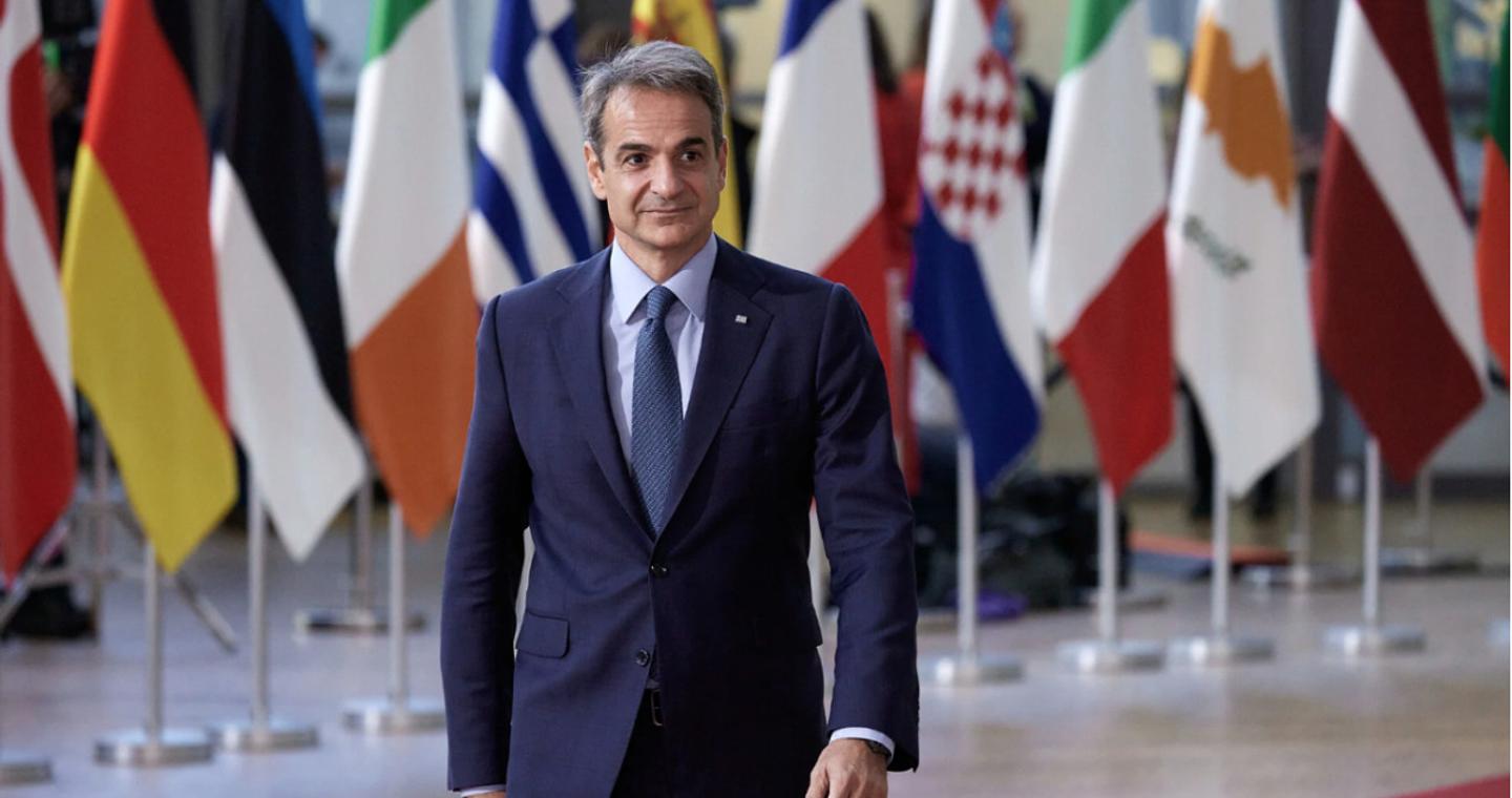 Μητσοτάκης από Βρυξέλλες: Δεκάδες δισ. ευρώ στον Ζελένσκι, κοινωνικός αυτοματισμός στους αγρότες