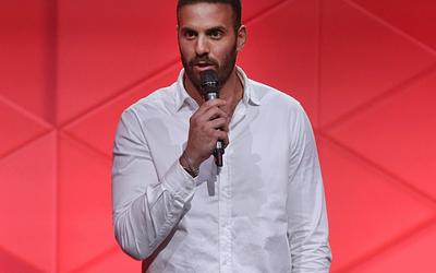 Νίκος Παππάς: Η δική του αλήθεια για τον ξυλοδαρμό και την αποπομπή