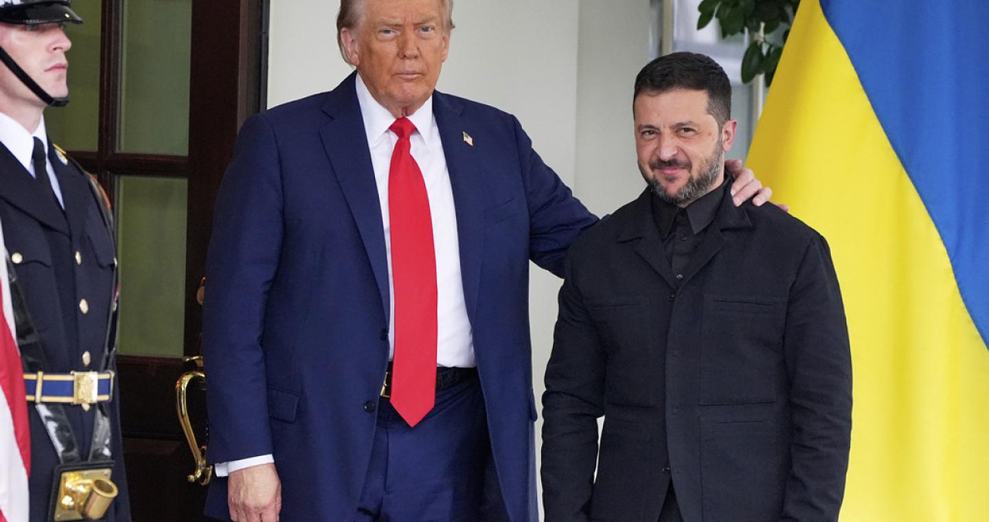 FT: Το Κίεβο θα αγοράσει από τις ΗΠΑ όπλα αξίας $100 δισ. με αντάλλαγμα τις εγγυήσεις ασφαλείας