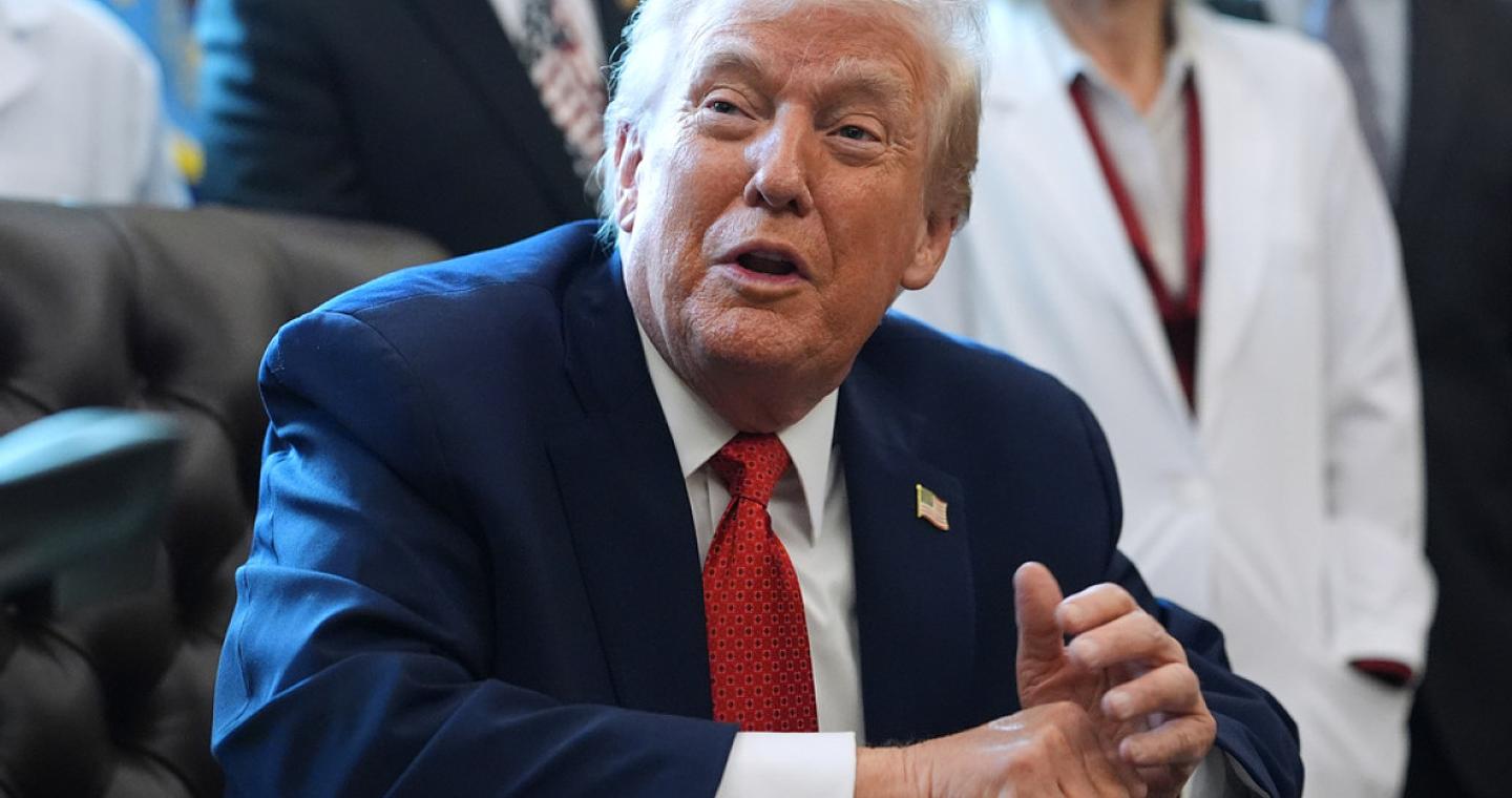 Ο Τραμπ ασκεί πίεση στην Ουκρανία να «κινηθεί γρήγορα» στις διαπραγματεύσεις