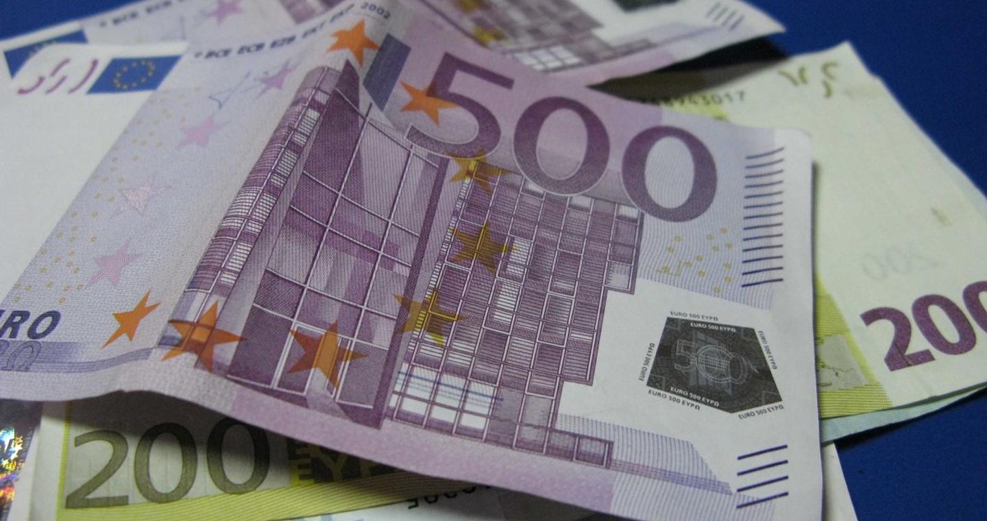 Πρωτογενές πλεόνασμα 7,96 δισ. ευρώ στο επτάμηνο – Αυξημένα έσοδα από φόρους