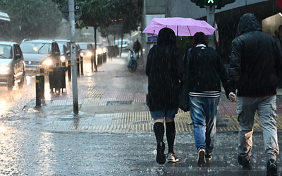Χριστούγεννα με άστατο καιρό: Έρχονται βροχές, καταιγίδες και χιόνια!