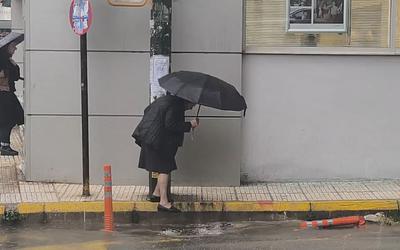 Αττική: Έκτακτο δελτίο ΕΜΥ για ισχυρές βροχές και κυκλοφοριακό χάος