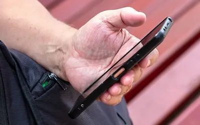 Ανάκληση smartphone στην Ελλάδα: Υπέρβαση ακτινοβολίας – Κίνδυνος για την υγεία!