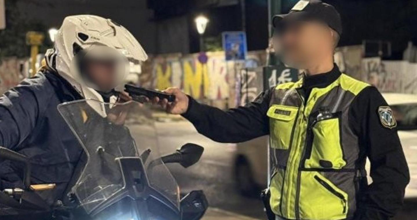 «Σαφάρι» αλκοτέστ στο κέντρο της Αθήνας -Μόλις 8 θετικά σε 2.000 οδηγούς