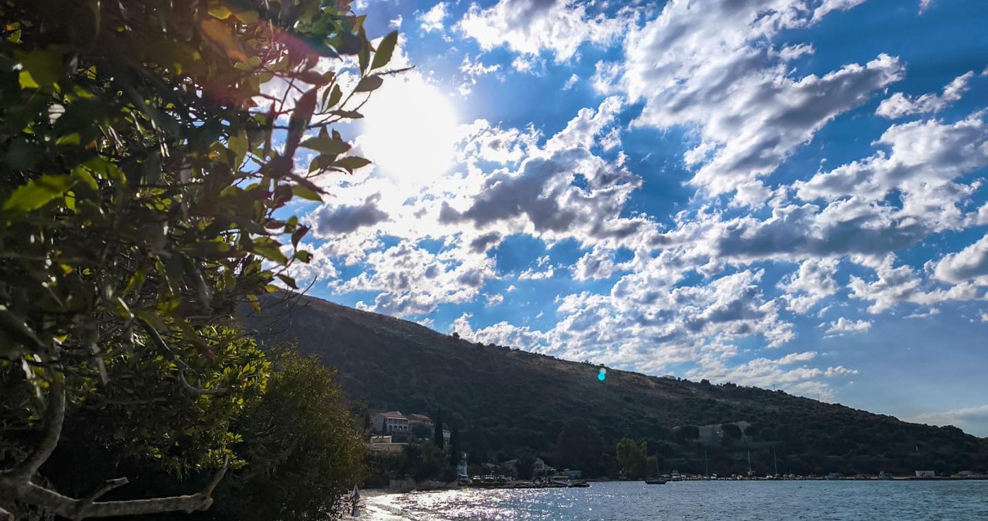 Έρχονται μπόρες και καταιγίδες - Έως 36 βαθμούς η θερμοκρασία