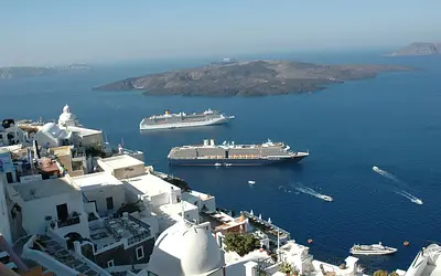 Σαντορίνη: Κατολίσθηση στο Ημεροβίγλι – Ανησυχία για την οικοδομική δραστηριότητα