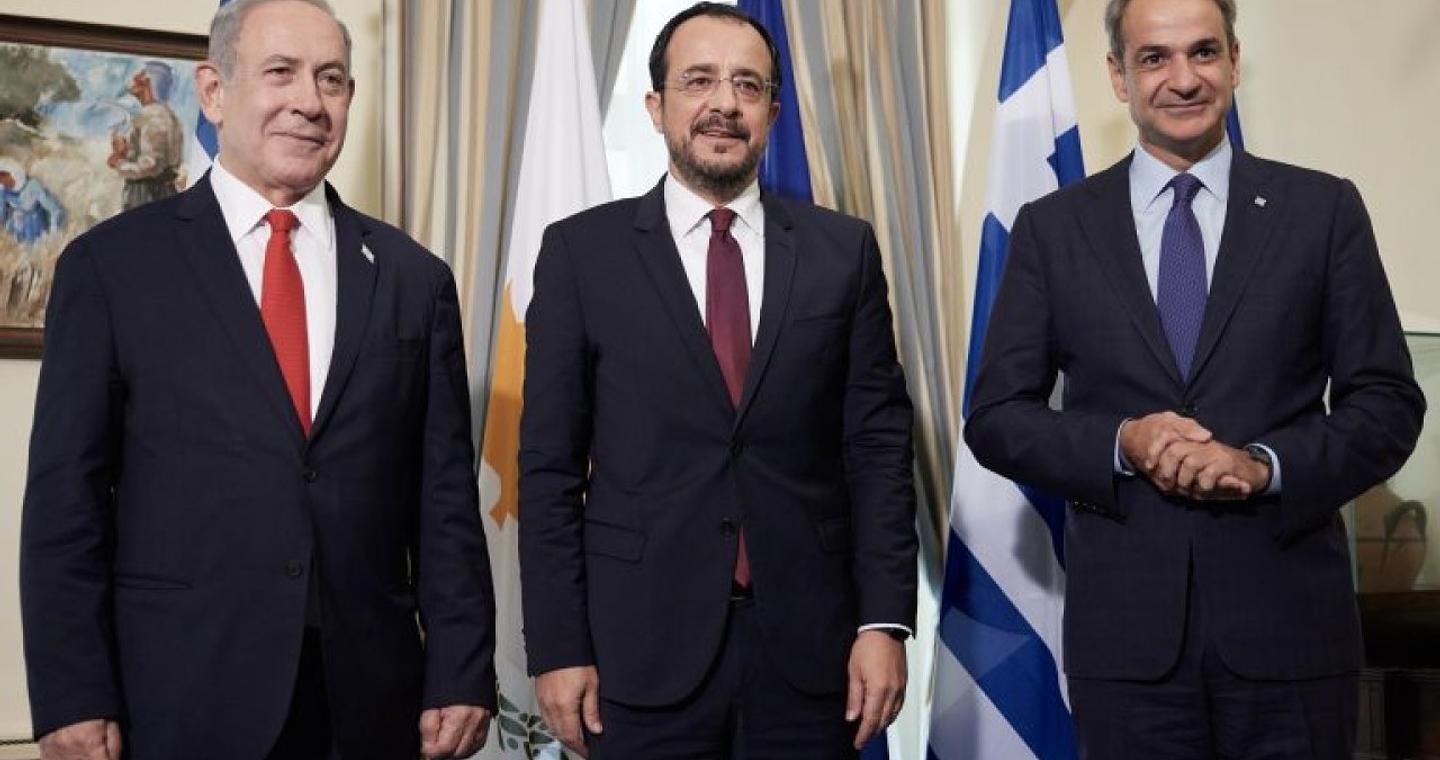 Επίσκεψη Μητσοτάκη σε  Ιεροσόλυμα και Δυτική Όχθη: Τριμερής με Νετανιάχου και Χριστοδουλίδη, συνάντηση με Αμπάς