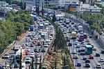 Χριστούγεννα στην πόλη: Εφιάλτης η κίνηση στους δρόμους της Αθήνας!