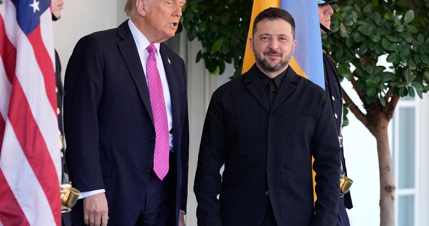 Το μεγάλο ραντεβού της Κυριακής: Ο Ζελένσκι ζητά συμφωνία, ο Τραμπ κρατά το κλειδί, ο Πούτιν παρακολουθεί