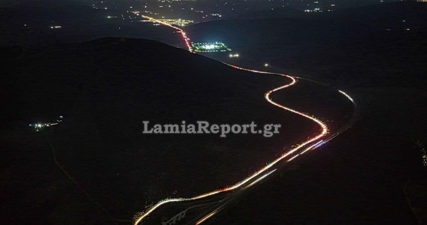 Νέος Γολγοθάς στα μπλόκα των αγροτών: Ουρές χιλιομέτρων και στην επιστροφή για τους εκδρομείς των Χριστουγέννων