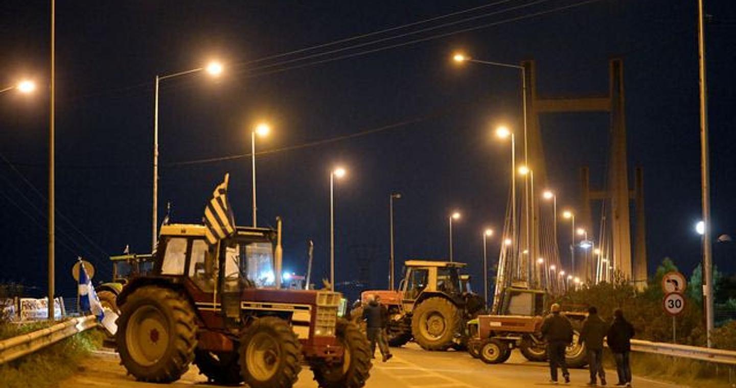 Αγρότες: Κίνηση διάσπασης από εκπροσώπους 18 μπλόκων εν μέσω κλιμάκωσης