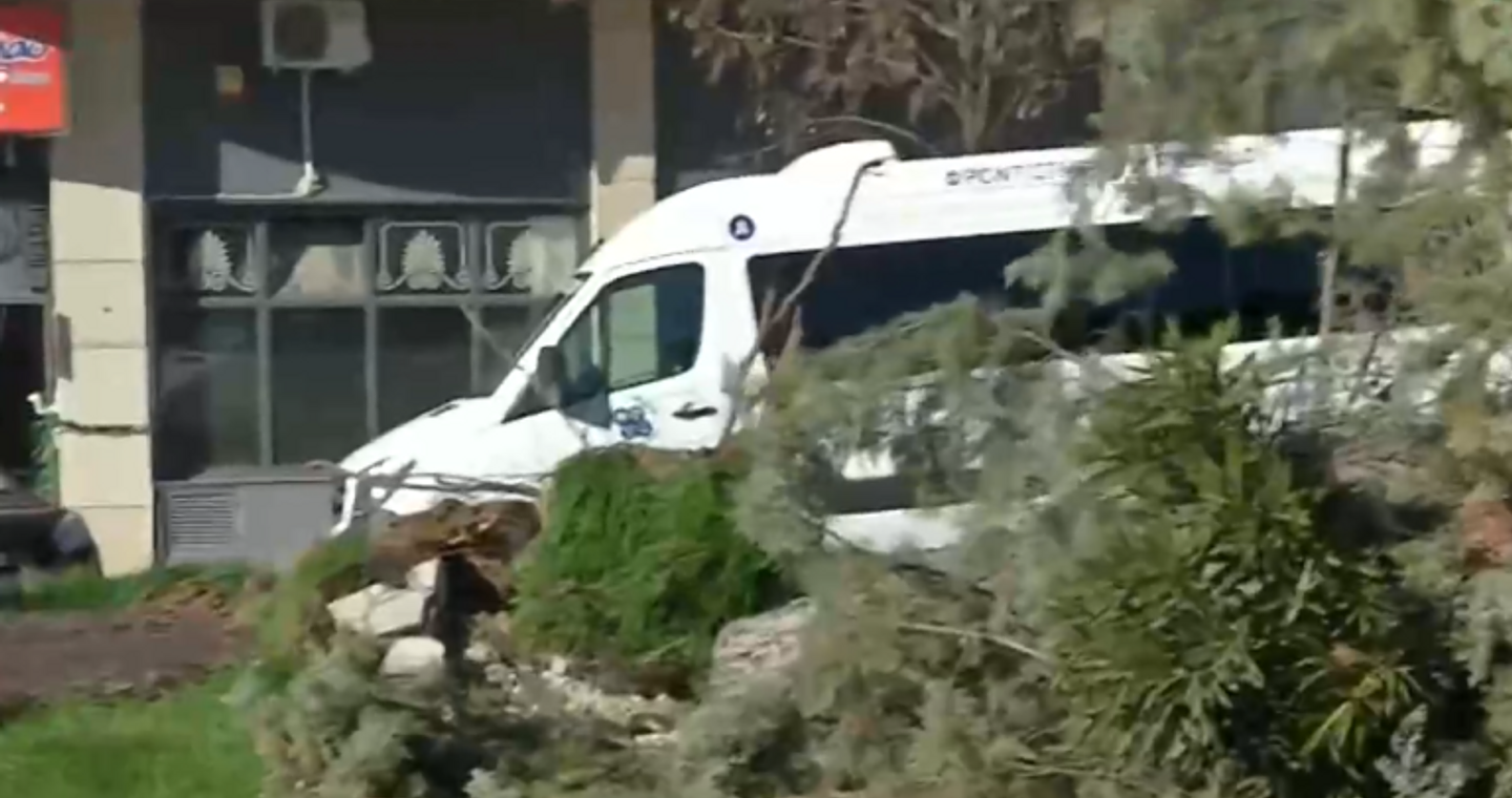 Ισχυροί άνεμοι στη Θεσσαλονίκη- Συστάσεις από την Πολιτική Προστασία