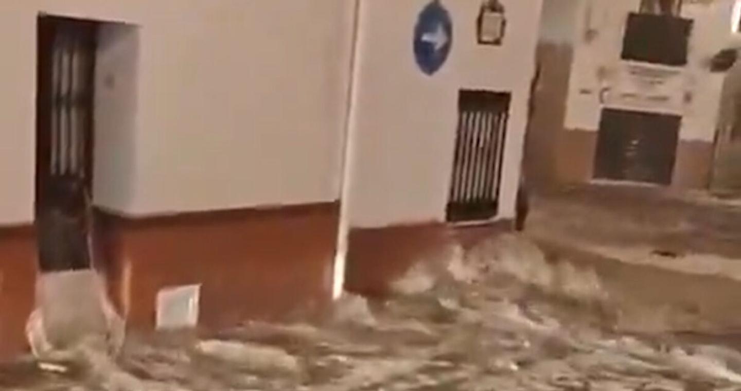 Ισπανία: Καταρρακτώδεις βροχές και πλημμύρες στη Μάλαγα - Σε κατάσταση έκτακτης ανάγκης και η Μούρθια