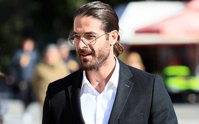 Στα δικαστήρια ο Άρης Μουγκοπέτρος: Μήνυση για ενδοοικογενειακή απειλή