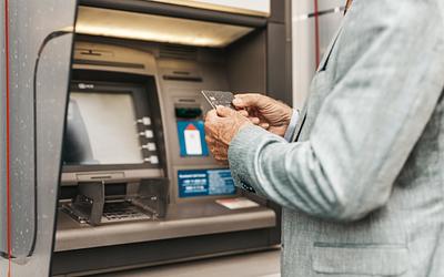 Συντάξεις: Σενάρια για αύξηση 250 ευρώ και επέκταση δικαιούχων!