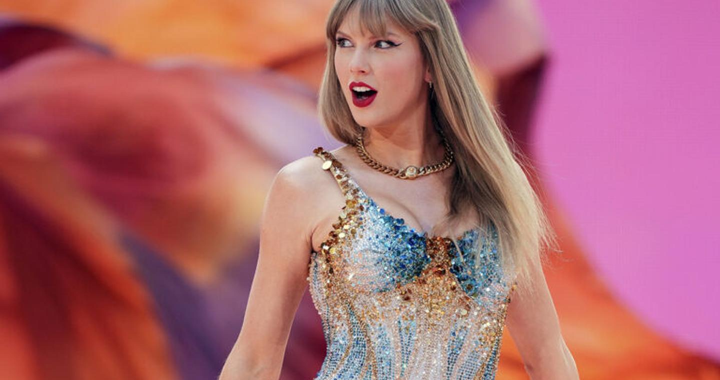 Taylor Swift: Ανακοίνωσε το 12ο άλμπουμ της με τίτλο “The Life of a Showgirl” – Μέσα από το podcast του αγαπημένου της η προώθηση