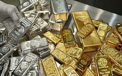 Ιστορικό ρεκόρ για το ασήμι: Ξεπέρασε τα 75 δολάρια ανά ουγγιά!