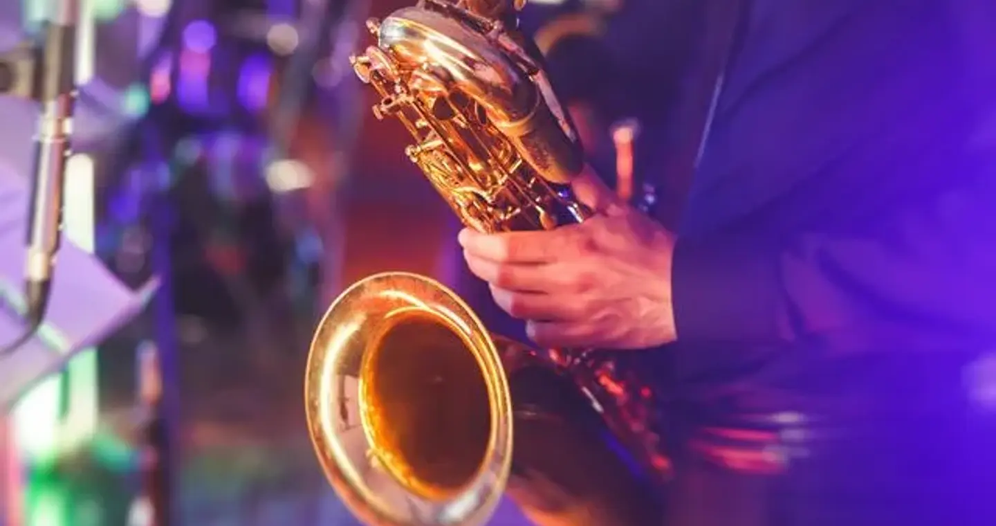 “Δεχθήκαμε απειλές” – Τι λένε οι “Banda Entopica” για τη λογοκρισία από τον δήμαρχο Φλώρινας