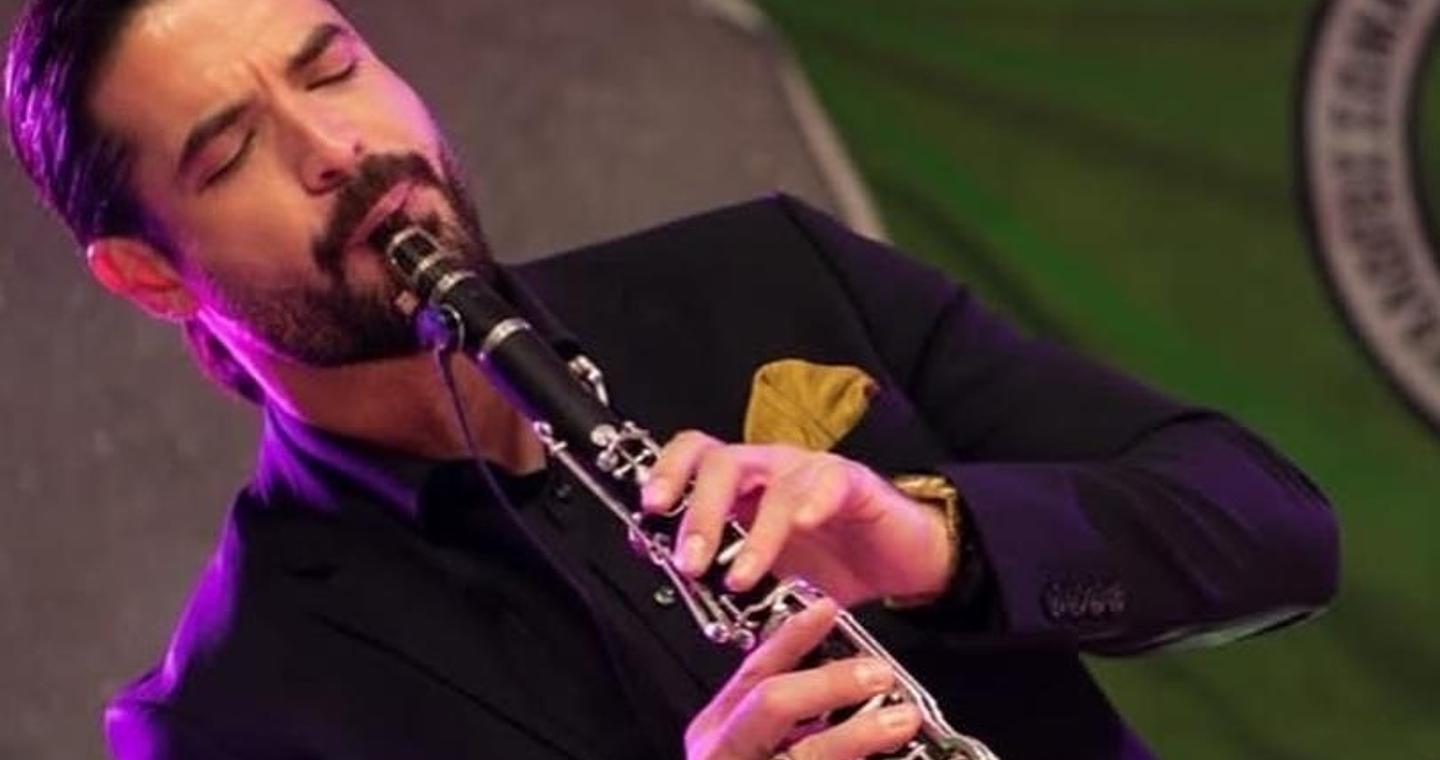 Άρης Μουγκοπέτρος: Στα δικαστήρια της Τρίπολης μετά τη μήνυση της συζύγου του – «Αισθάνθηκε ότι απειλείται» λέει ο δικηγόρος της