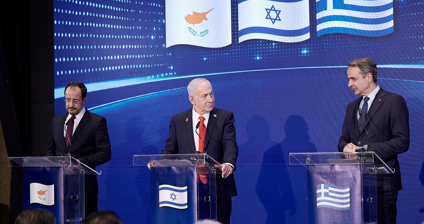 «Τρίγωνο του Κακού»: Τι γράφουν τα τουρκικά ΜΜΕ για τη συνάντηση Μητσοτάκη-Νετανιάχου-Χριστοδουλίδη