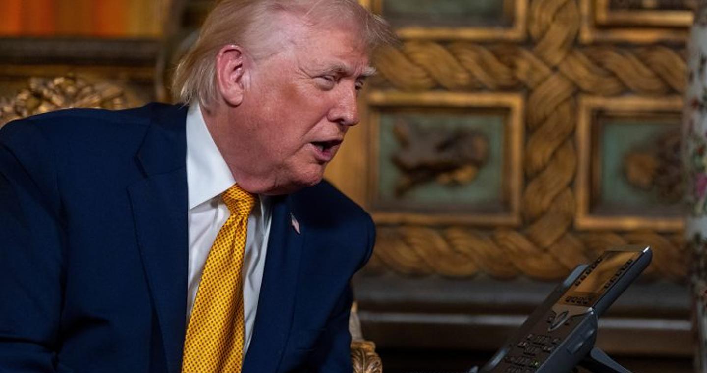 Τραμπ: Ο Ζελένσκι δεν έχει τίποτα μέχρι να το εγκρίνω εγώ – Θα μιλήσω σύντομα με τον Πούτιν