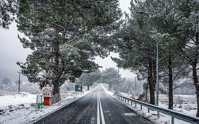 Παραμονή Πρωτοχρονιάς με πολικές θερμοκρασίες και χιόνια: Όλες οι περιοχές!