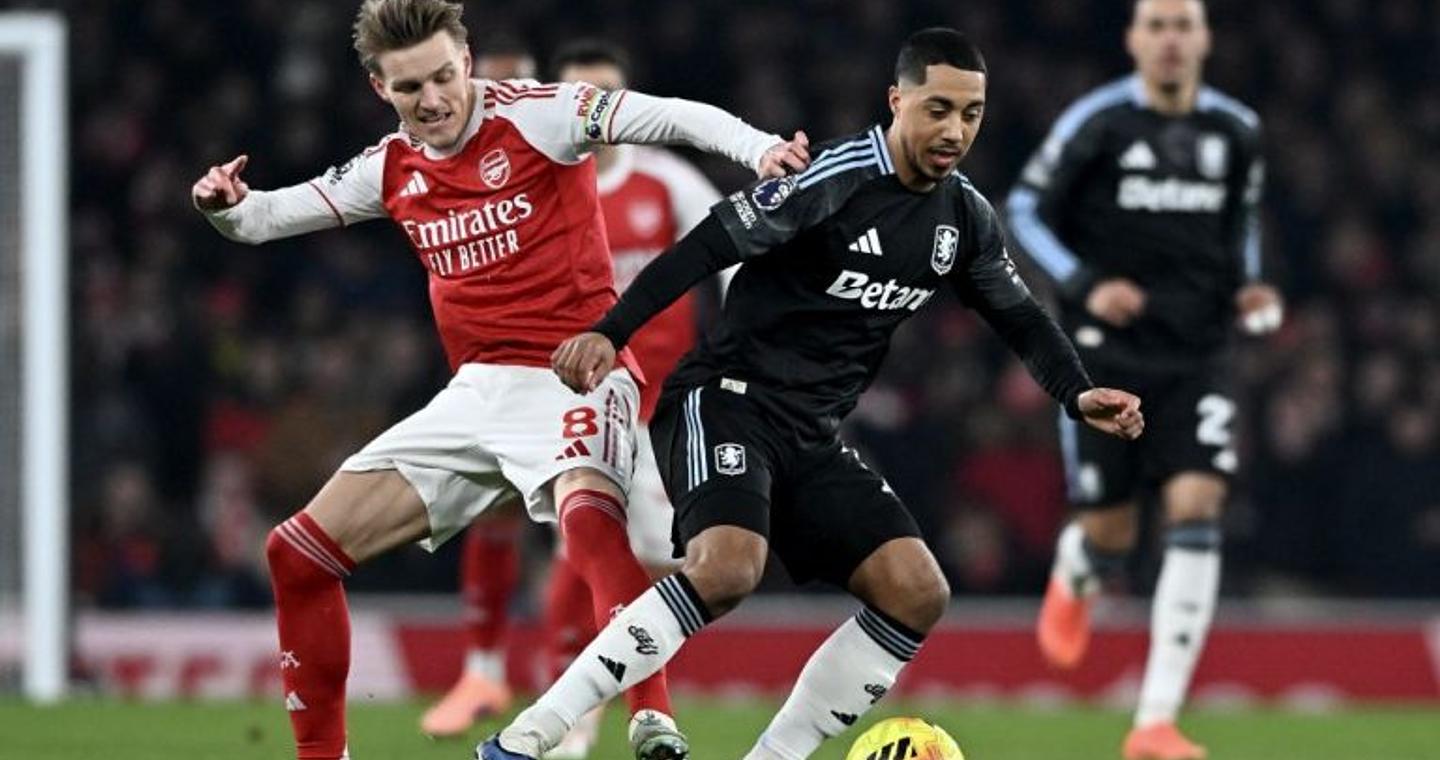 Πρωταθλήτρια χειμώνα η Άρσεναλ, «κάζο» της Γιουνάιτεντ με Γουλβς