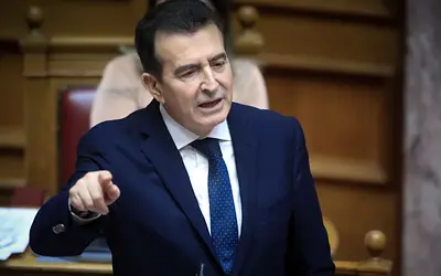 Κλιμακώνεται η ένταση: Νέες προειδοποιήσεις Χρυσοχοΐδη προς τους αγρότες