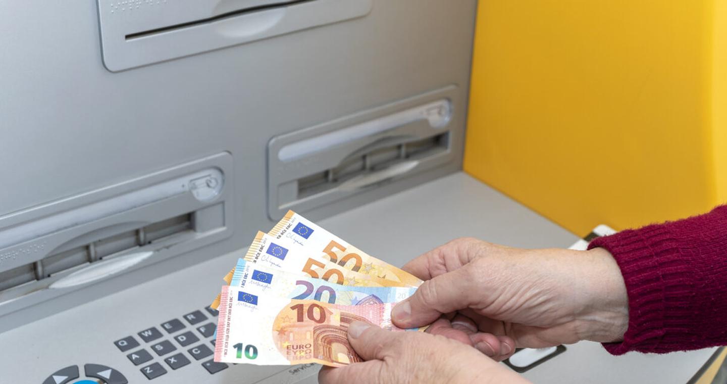 Μειώσεις φόρων, αλλαγές σε ΦΠΑ και ΕΝΦΙΑ, μισθούς και συντάξεις – Όλο το ημερολόγιο μέτρων έως το 2027