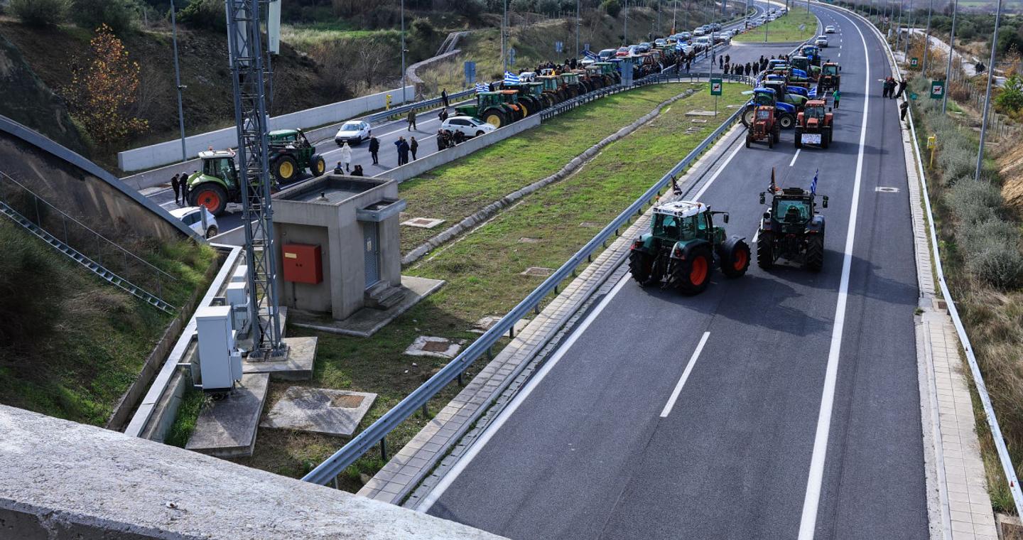 Ο «χάρτης» των αγροτικών μπλόκων - Ποιοι δρόμοι είναι ανοιχτοί και πού γίνονται εκτροπές